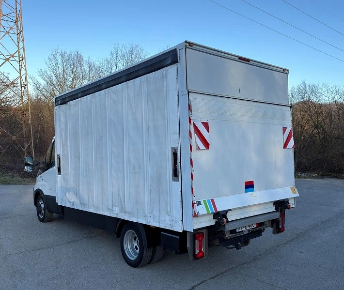 Iveco 35c18 3.0* HI-MATIC* БОРД* ФУРГОН+ ЩОРА* КЛИМА* 3.5т, снимка 3 - Бусове и автобуси - 52861673