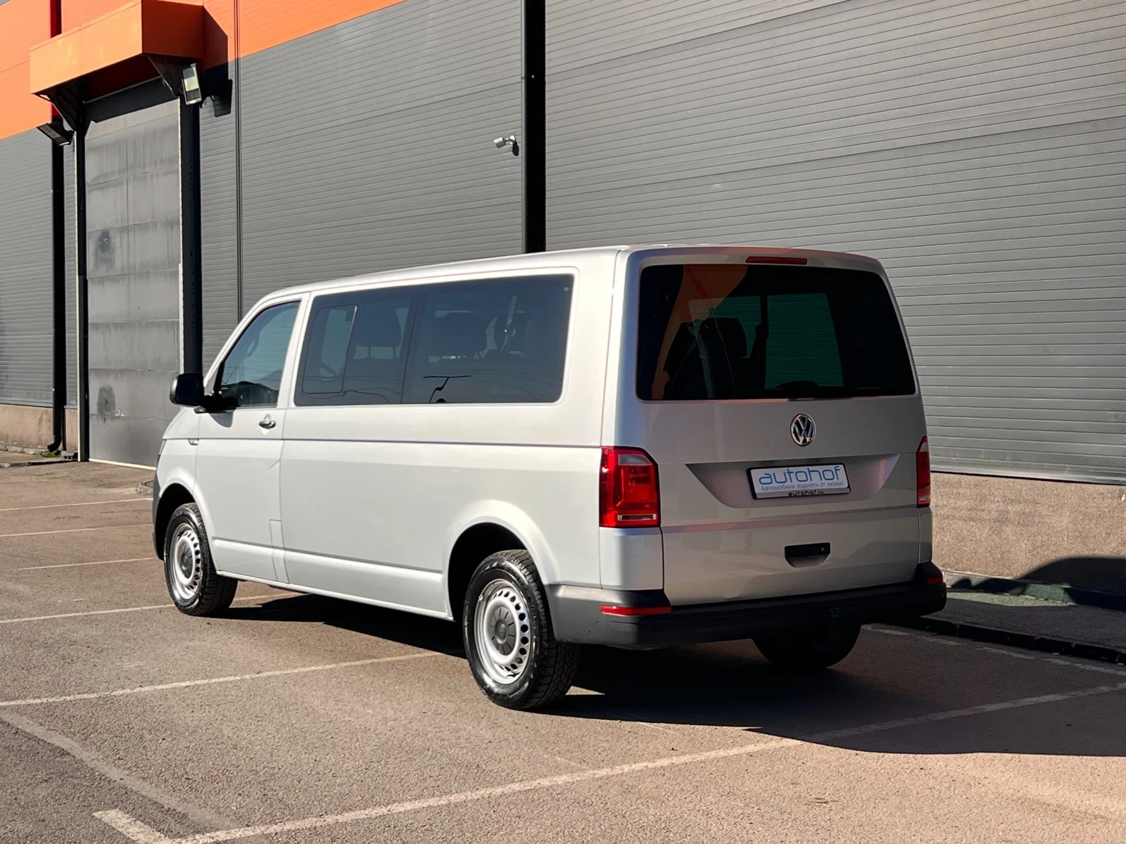 VW Caravelle 2.0TDI/150k.c./7AT - изображение 3