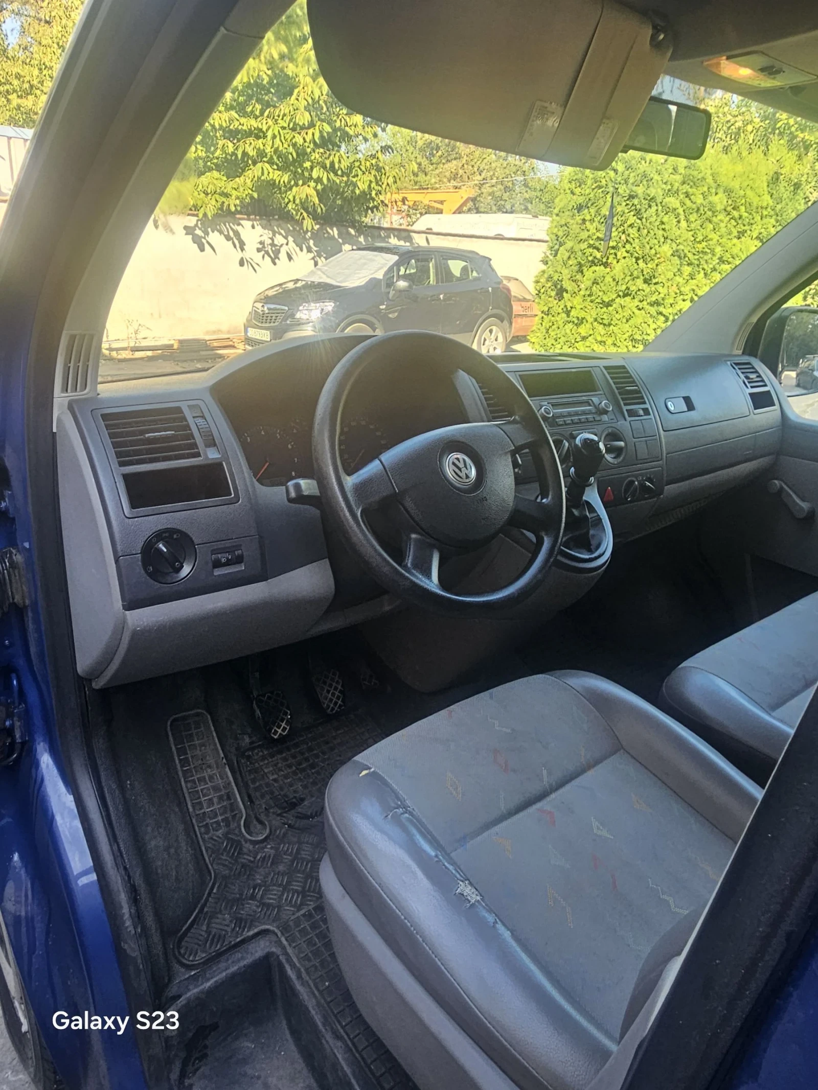 VW Transporter ГАЗ, снимка 5 - Бусове и автобуси - 55454499