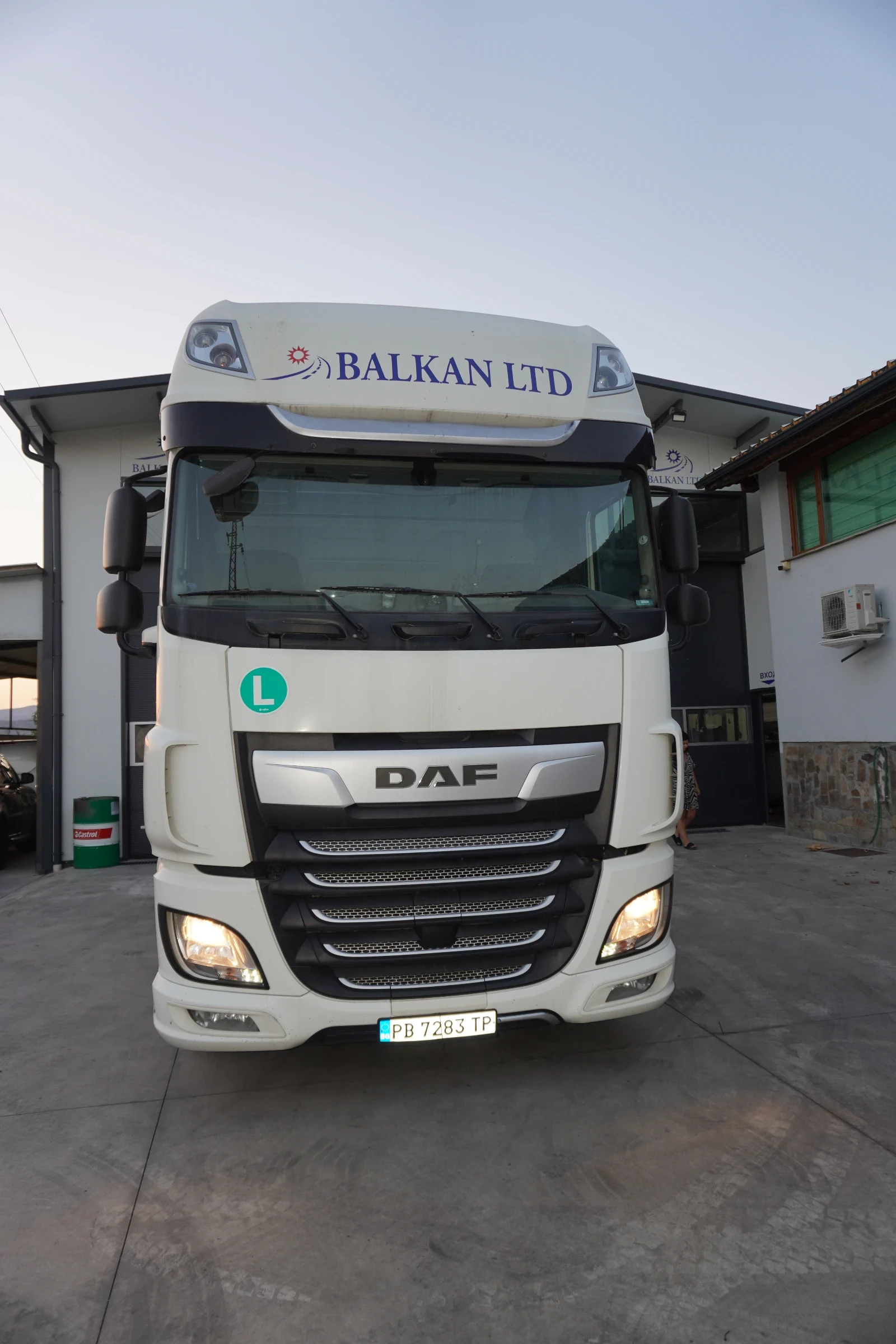 Daf Xf-480 SUPER SPACE CABINE, снимка 5 - Камиони - 55647392