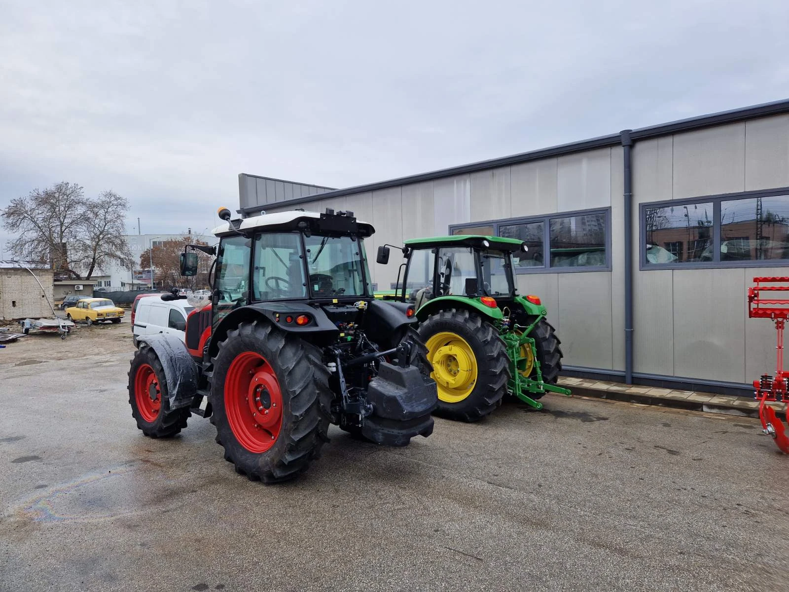  John Deere 6135B | Mobile.bg   15