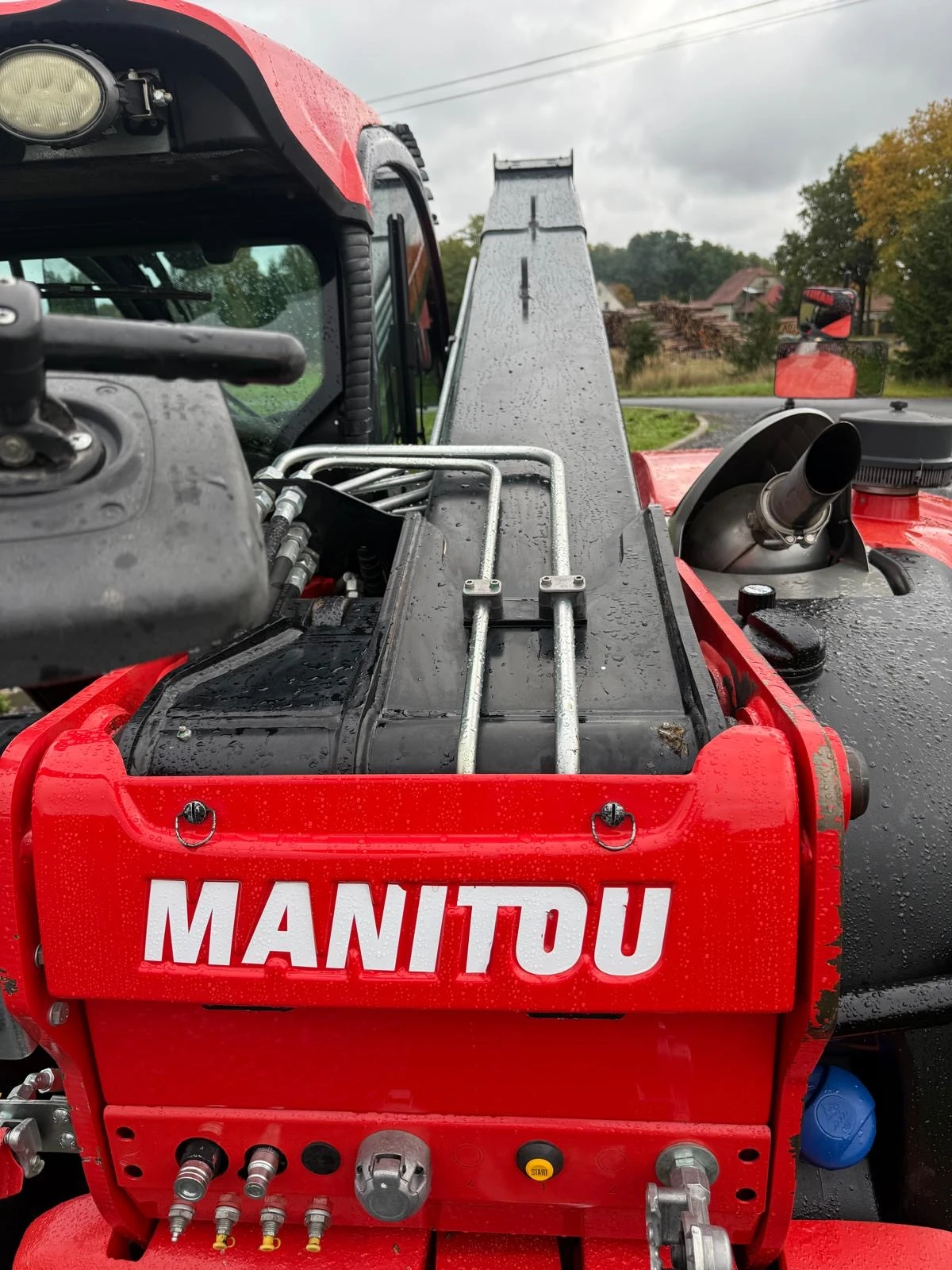 Телескопичен товарач Manitou MLT 741-120 V+ ЛИЗИНГ - изображение 9