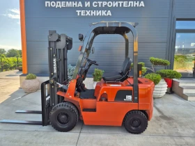 Мотокар Nissan 1.5 тона / АВТОМАТ / КАТО НОВ !, снимка 2