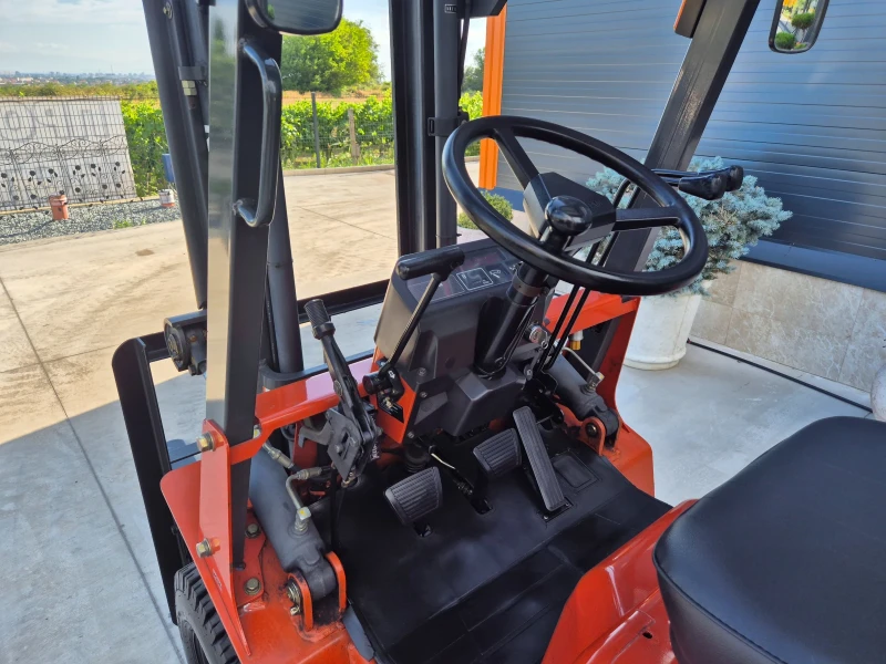 Мотокар Nissan 1.5 тона / АВТОМАТ / КАТО НОВ !, снимка 9 - Индустриална техника - 50857398