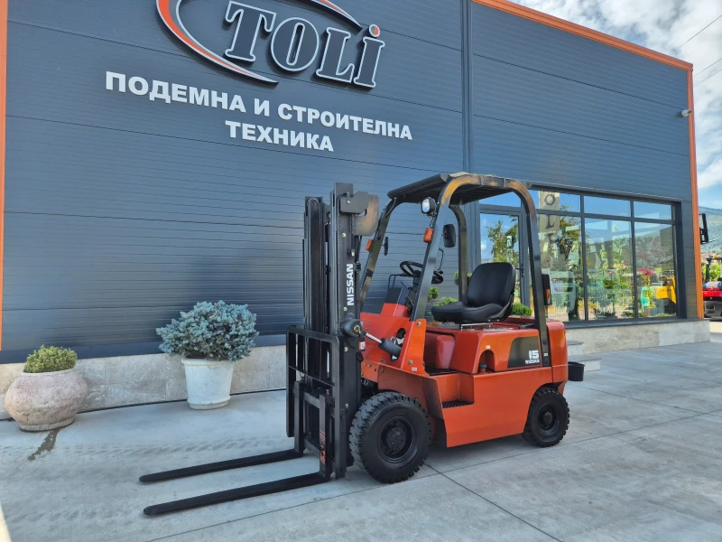 Мотокар Nissan 1.5 тона / АВТОМАТ / КАТО НОВ !