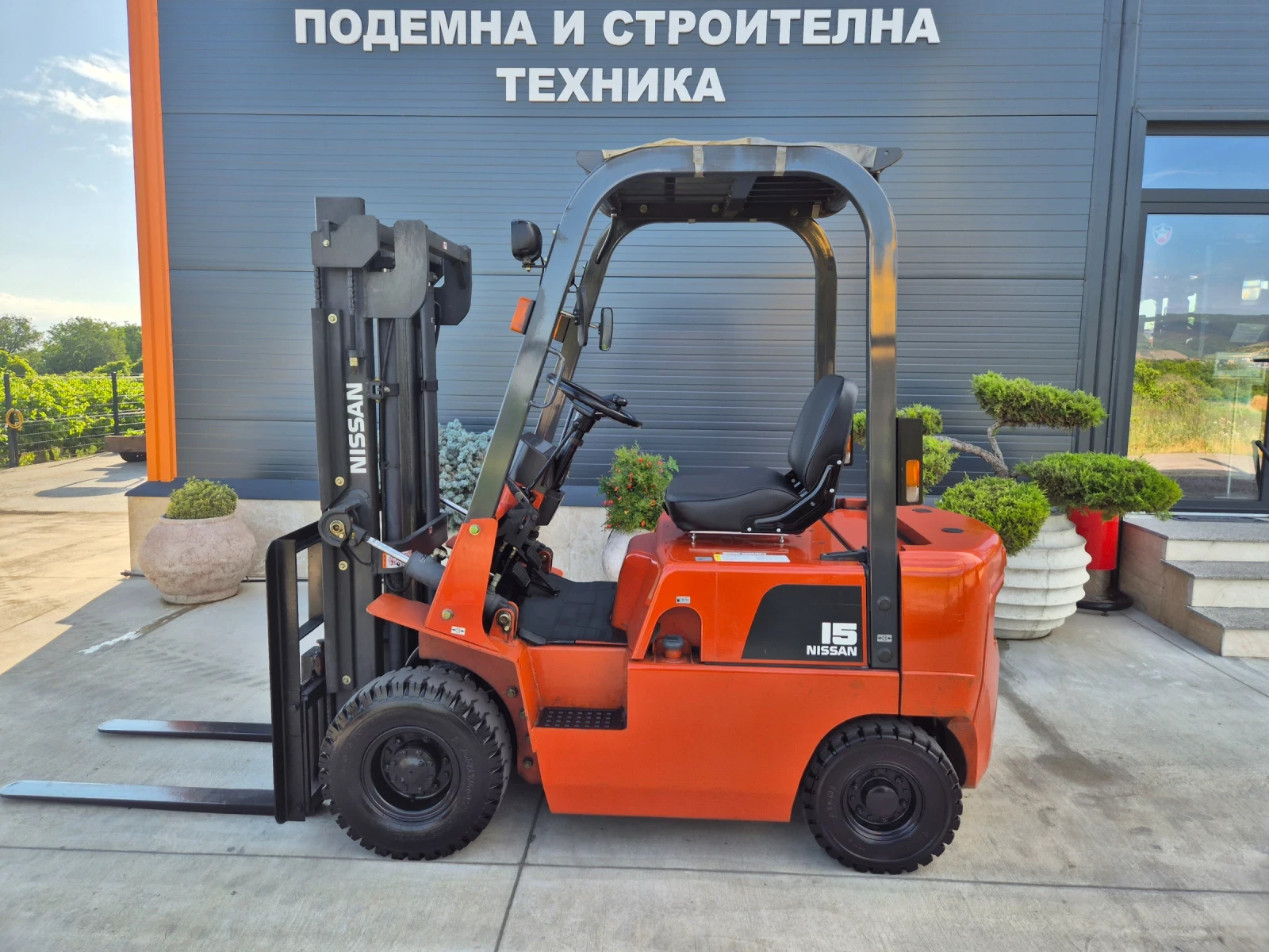  Nissan 1.5  /  /   ! | Mobile.bg   2