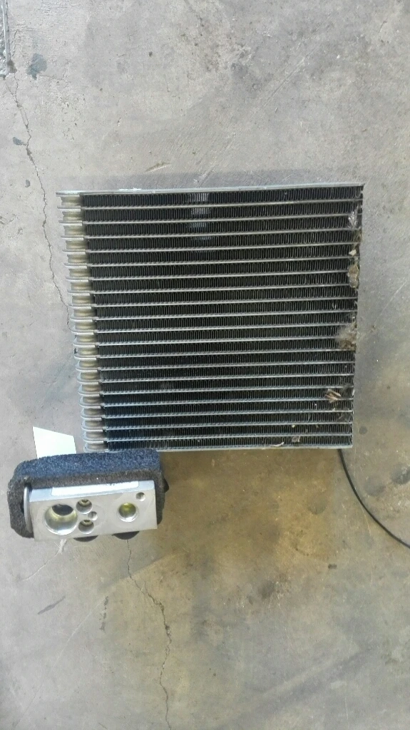 Радиатор климатик вътрешен Нисан Микра 1.2Б