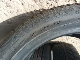 Гуми Зимни 235/45R18, снимка 7