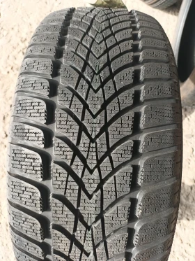Гуми Зимни 235/45R18, снимка 3