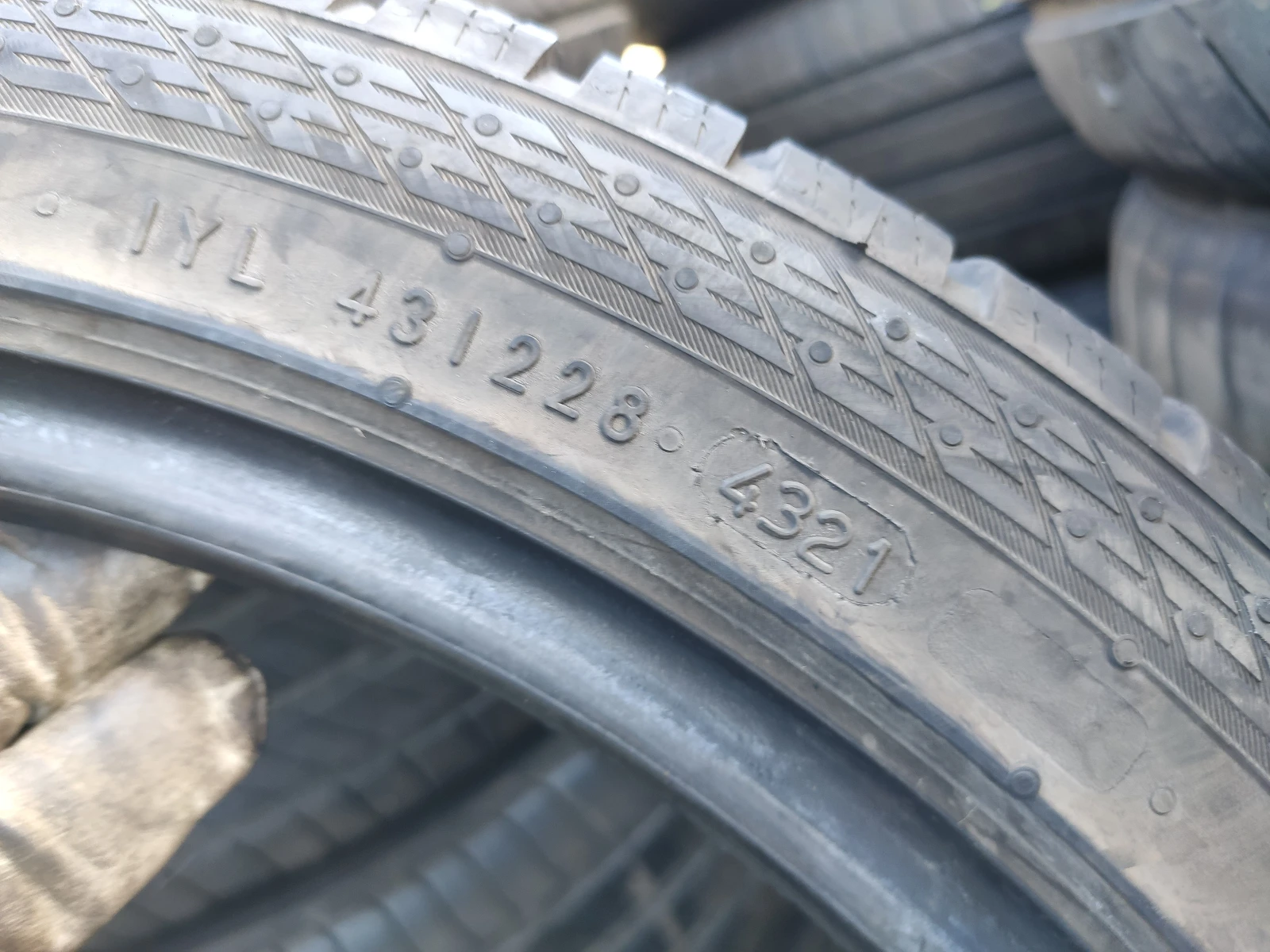  205/45R17 | Mobile.bg   11