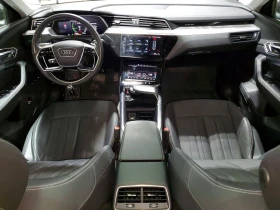 Audi E-Tron Premium Plus, снимка 8