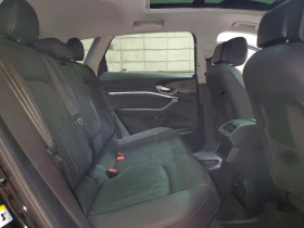 Audi E-Tron Premium Plus, снимка 11