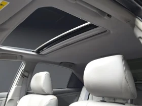 Toyota Camry  Hybrid, снимка 17
