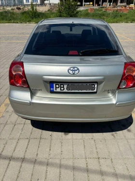 Обява за продажба на Toyota Avensis ~8 000 лв. - изображение 1
