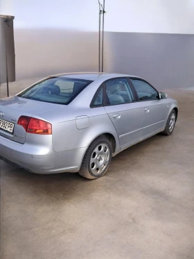 Audi A4 - 2000 € / 3911.66 лв. - 68818523 4