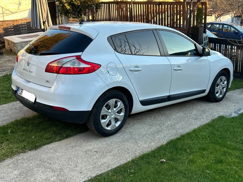 Renault Megane 1.5dci, снимка 5 - Автомобили и джипове - 47354712