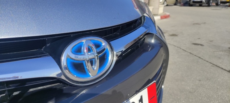 Toyota Camry HYBRID 2.5i. 2016г. 91000км.цена до 20.07.2024г. , снимка 4 - Автомобили и джипове - 44618162