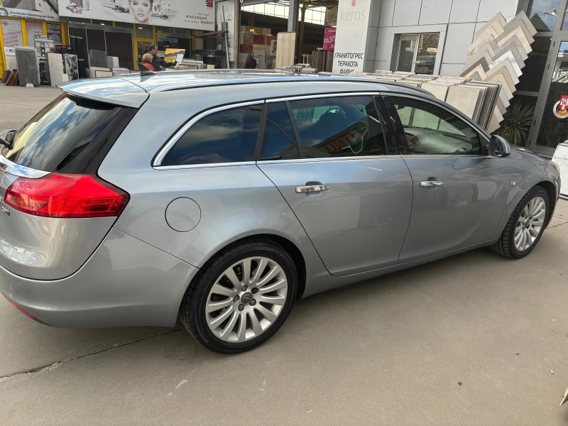 Opel Insignia 2.0, снимка 5 - Автомобили и джипове - 46907417