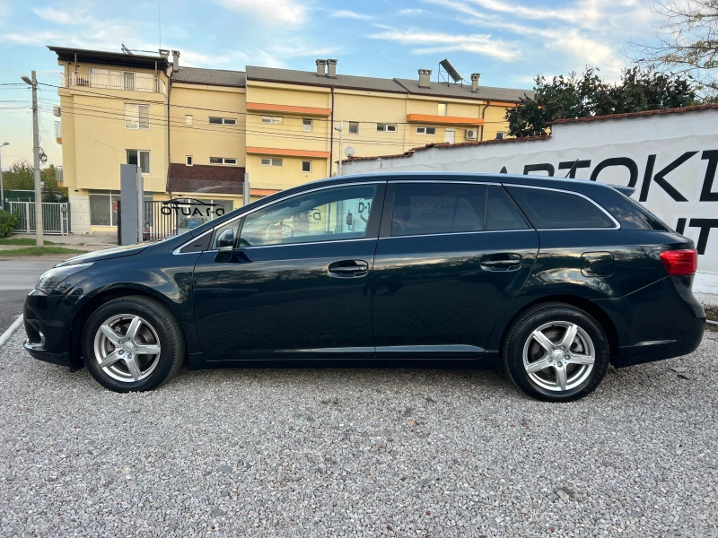 Toyota Avensis 1.8-FULL, снимка 8 - Автомобили и джипове - 47538479