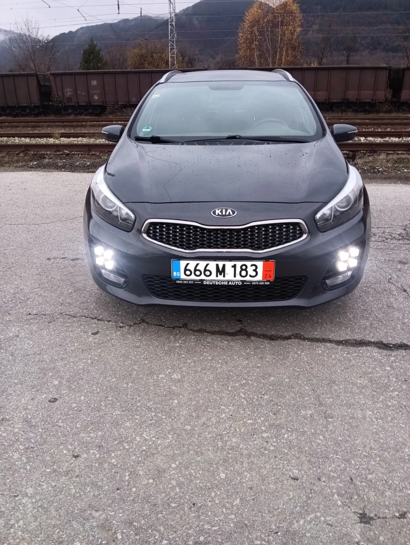 Kia Ceed 1.6 crdi avtomatik, снимка 2 - Автомобили и джипове - 47995325