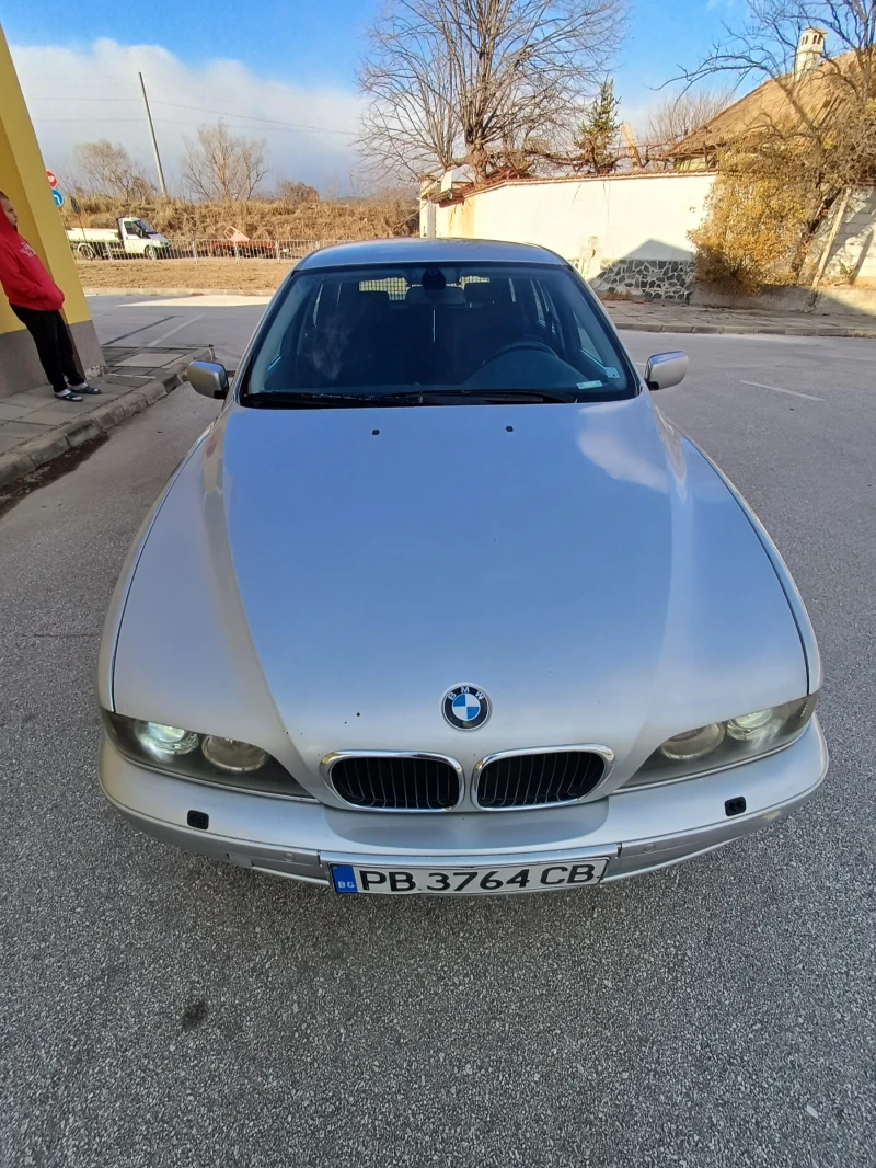 BMW 525 525D, снимка 3 - Автомобили и джипове - 48163114