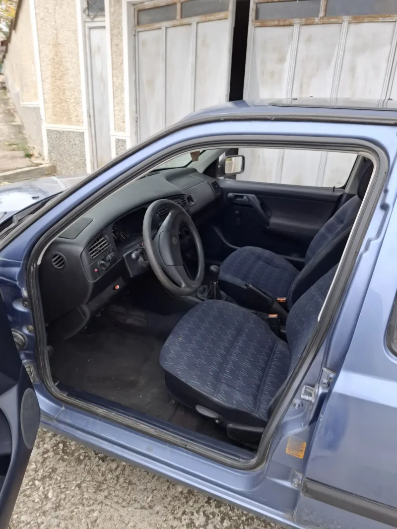 VW Golf 1.4i LPG, снимка 6 - Автомобили и джипове - 52382164