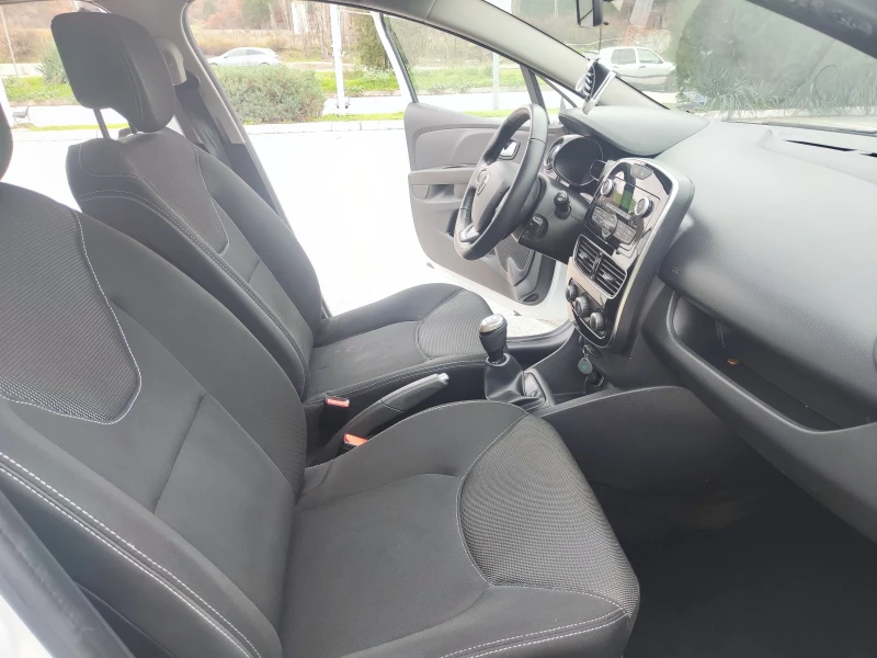 Renault Clio 900, снимка 13 - Автомобили и джипове - 52857623