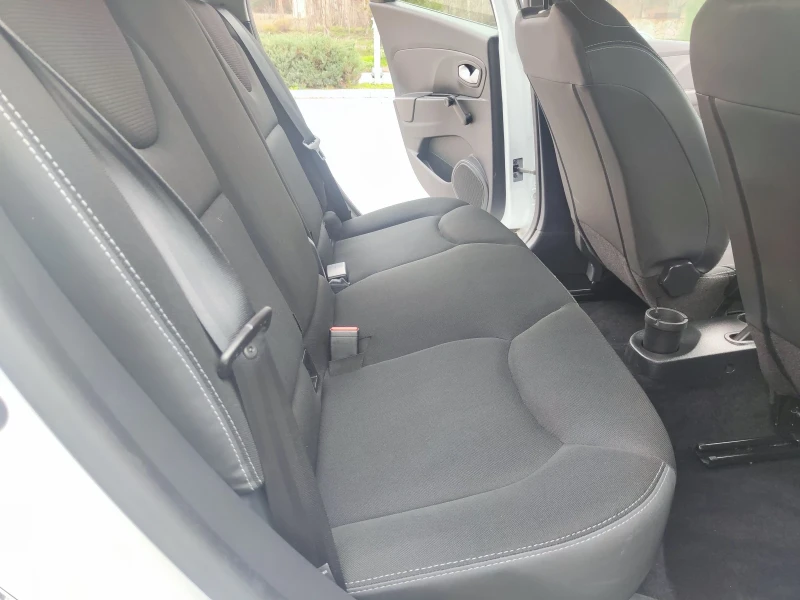 Renault Clio 900, снимка 15 - Автомобили и джипове - 52857623