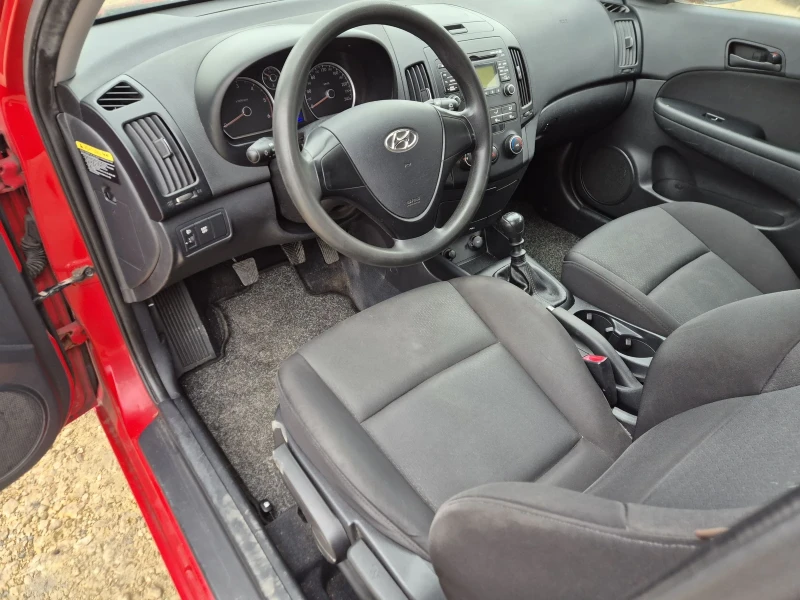 Hyundai I30 1.6CRDI EURO 4, снимка 8 - Автомобили и джипове - 52890341