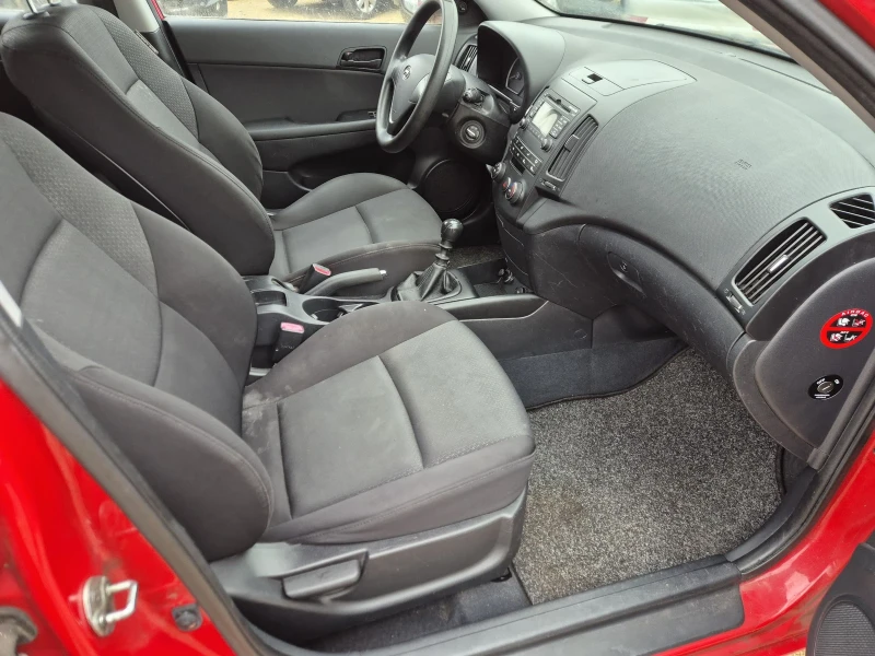 Hyundai I30 1.6CRDI EURO 4, снимка 5 - Автомобили и джипове - 52890341