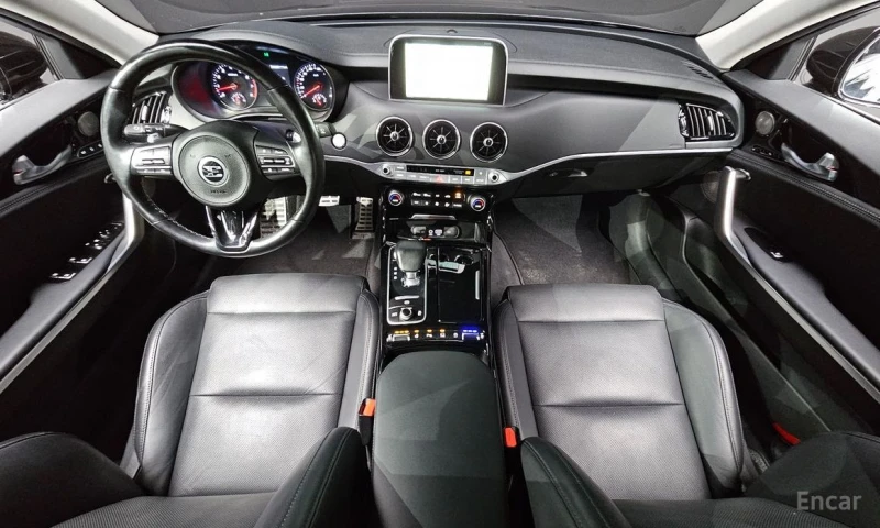 Kia Stinger, снимка 7 - Автомобили и джипове - 53380754