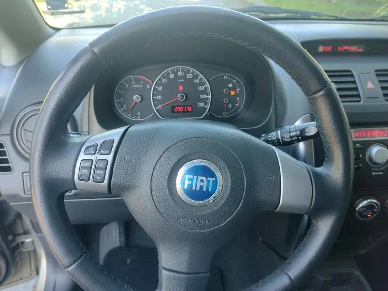 Fiat Sedici 1,6i 107ps 4x4, снимка 6 - Автомобили и джипове - 36903541