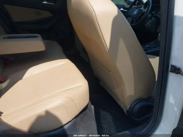 VW Jetta | Mobile.bg   11