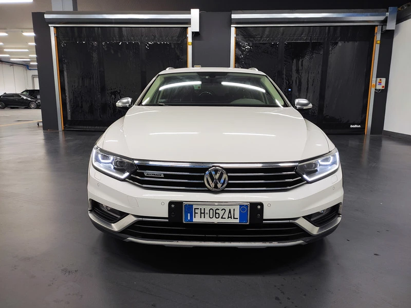 VW Passat ALLTRACK/EXECUTIVE, снимка 2 - Автомобили и джипове - 53735496