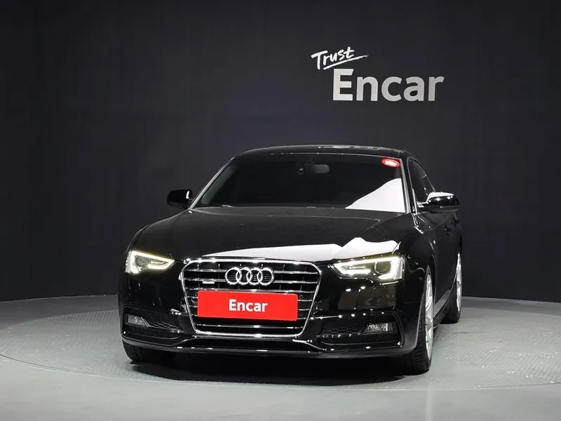 Audi A5 2.0 TDI Quattro - САМО 30% АВАНС, снимка 3 - Автомобили и джипове - 56003346