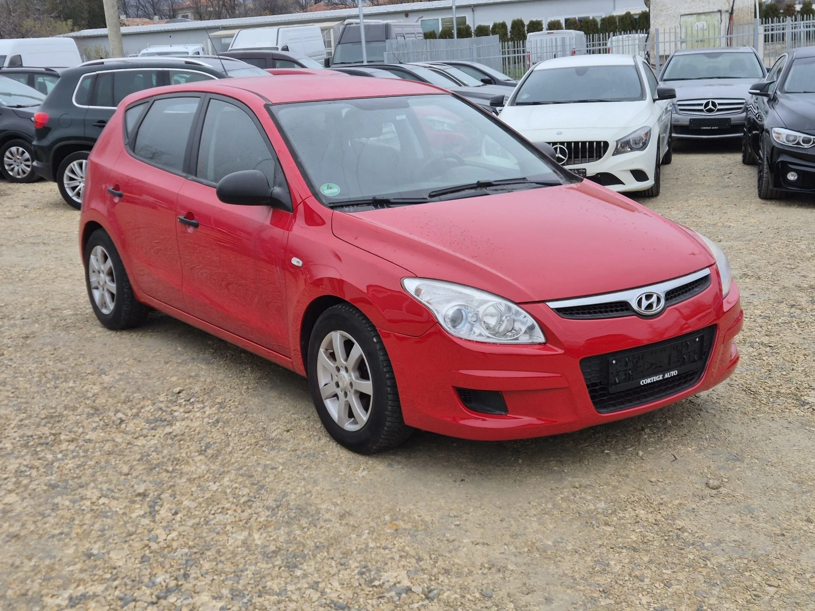 Hyundai I30 1.6CRDI EURO 4, снимка 1