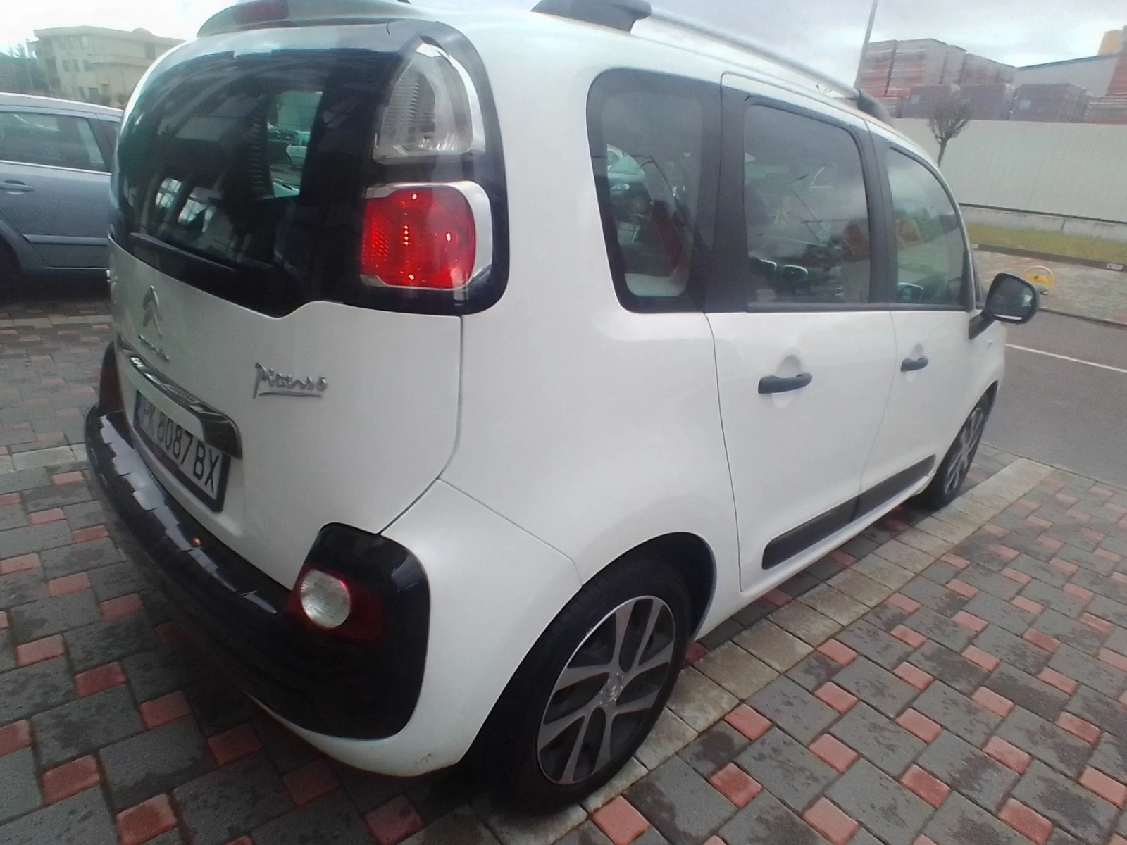 Citroen C3 Picasso 1.4 - изображение 6