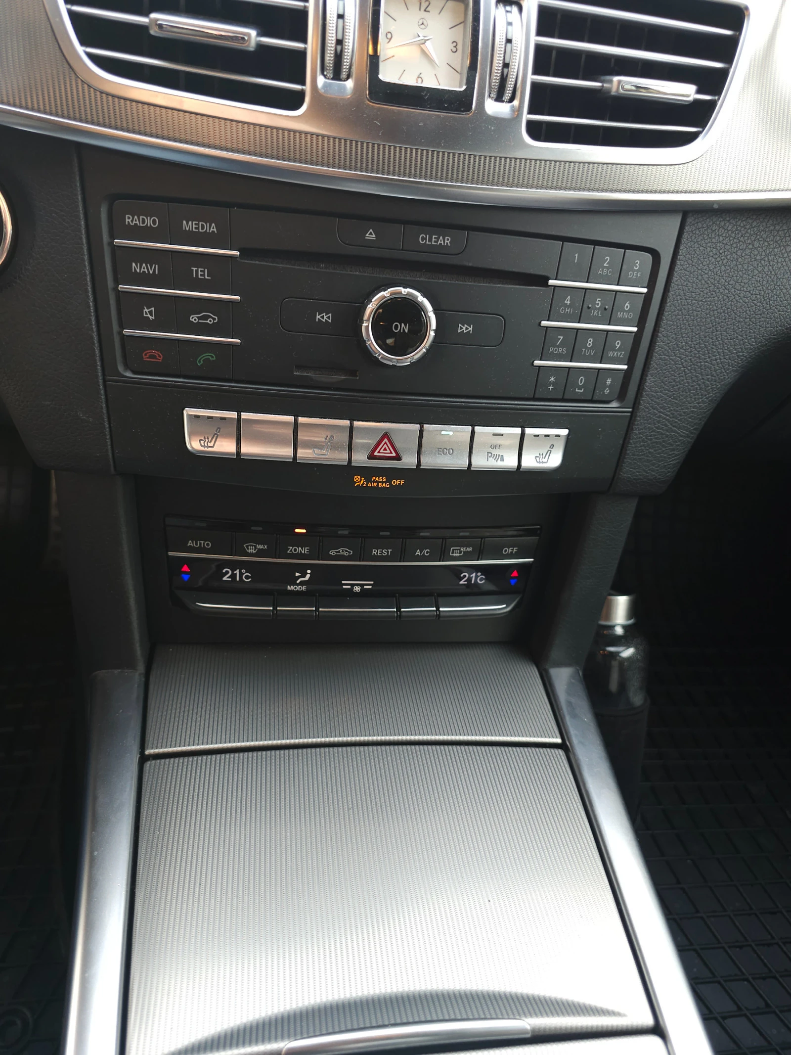 Mercedes-Benz E 350 AMG , 9G tronic, Distronic, kamera 360c.Pano | Mobile.bg — изображение 14