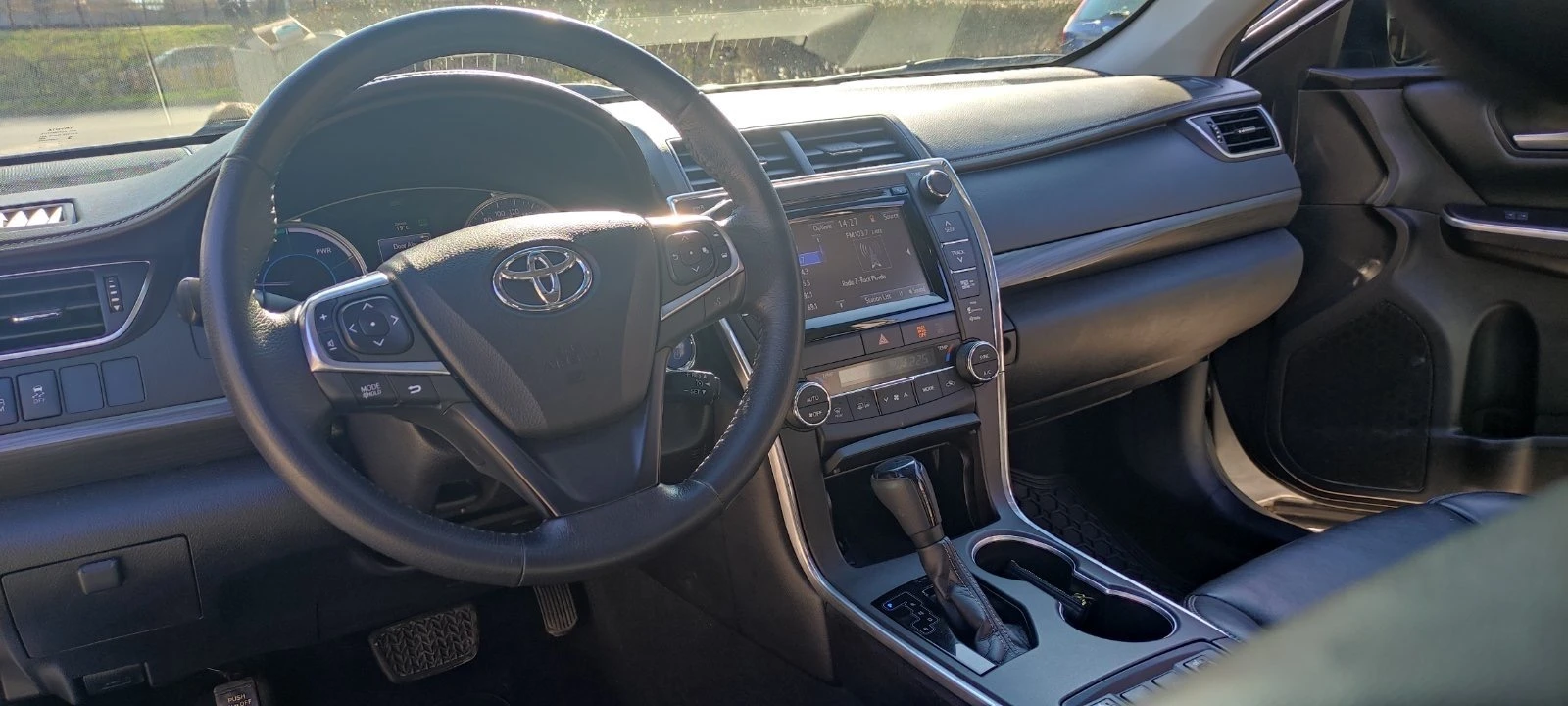 Toyota Camry HYBRID 2.5i. 2016. | Mobile.bg   15