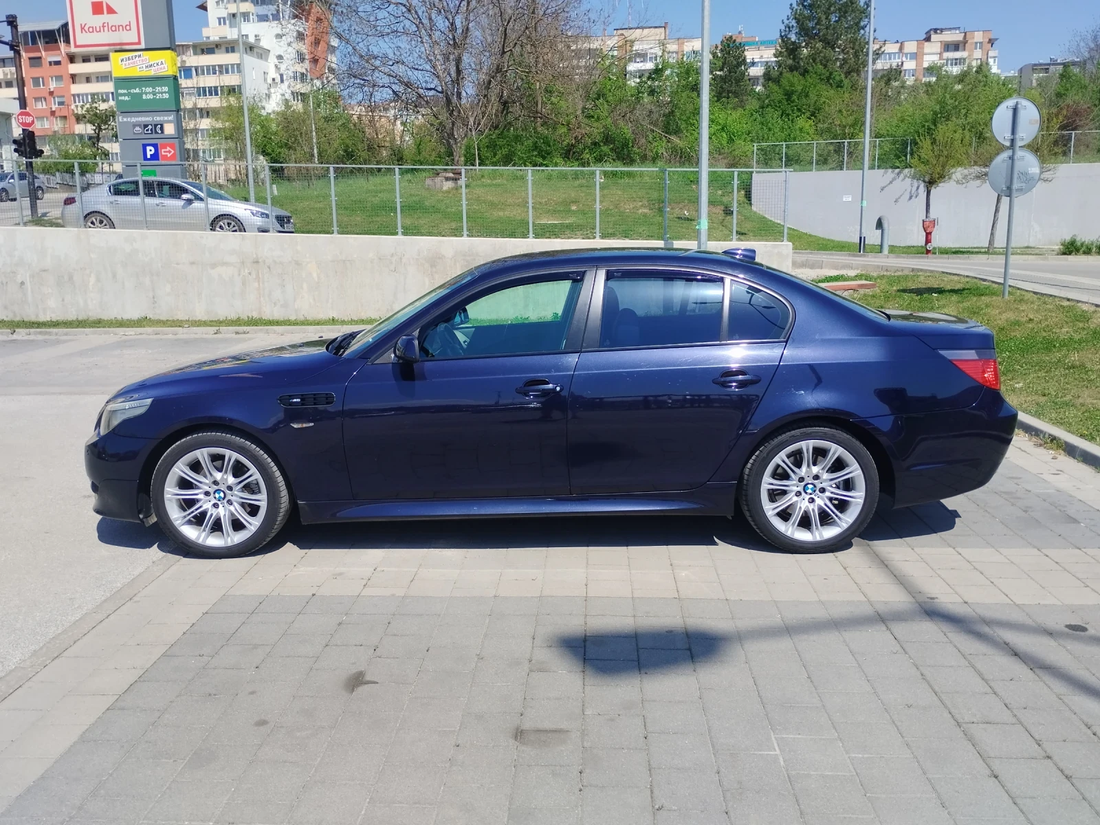 BMW 520  - изображение 8