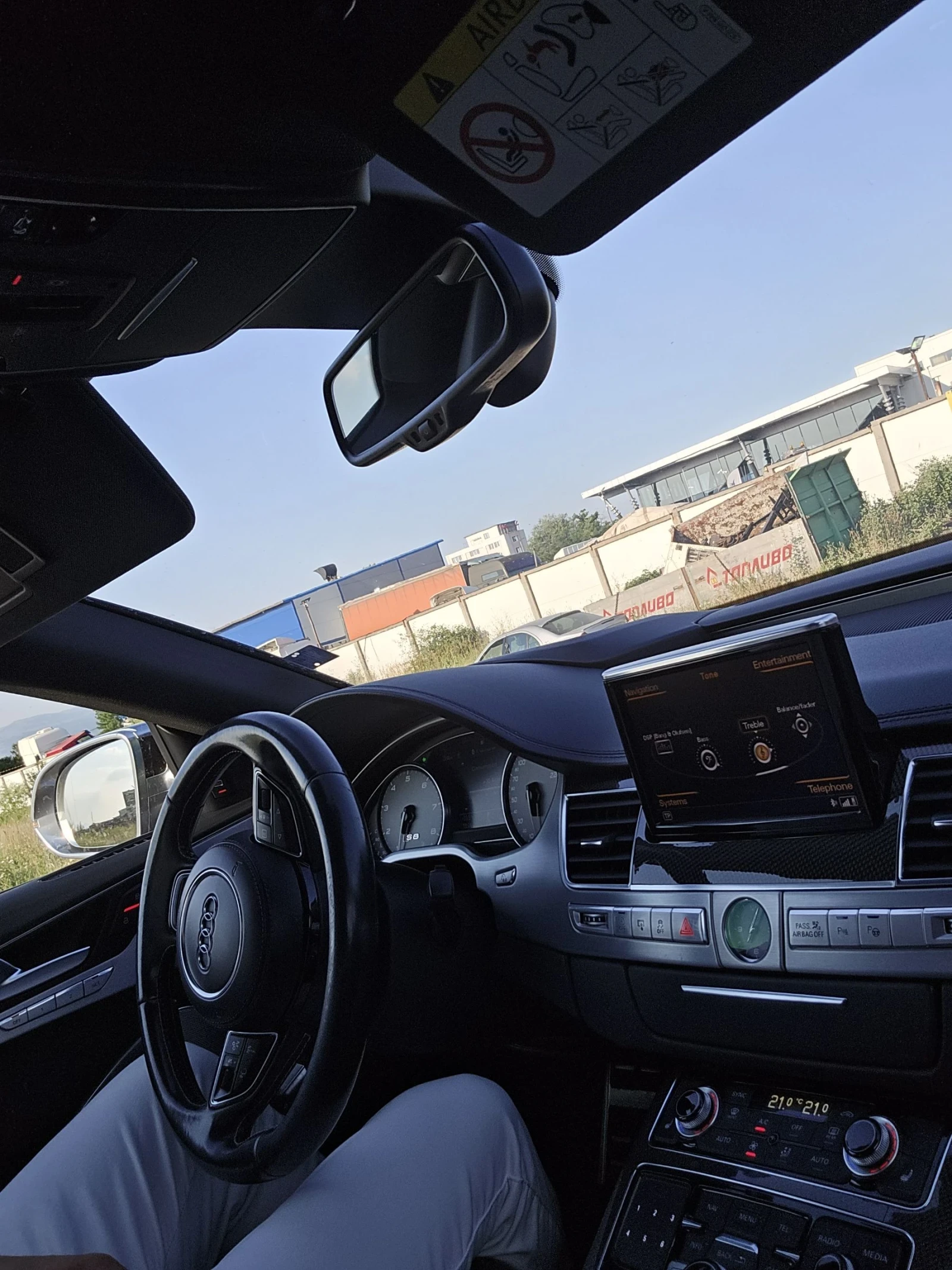 Audi S8  - изображение 8
