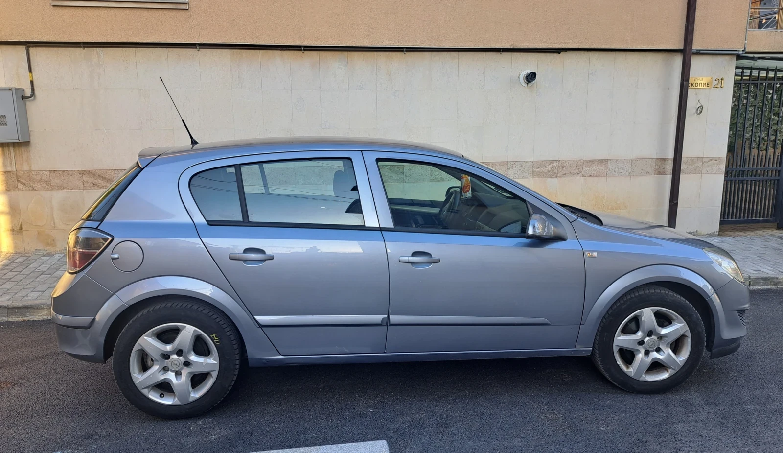 Opel Astra Н - изображение 3