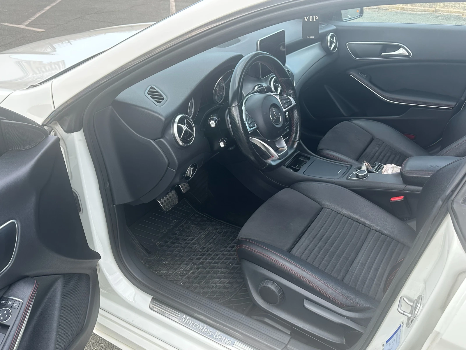 Mercedes-Benz CLA 200  - изображение 8