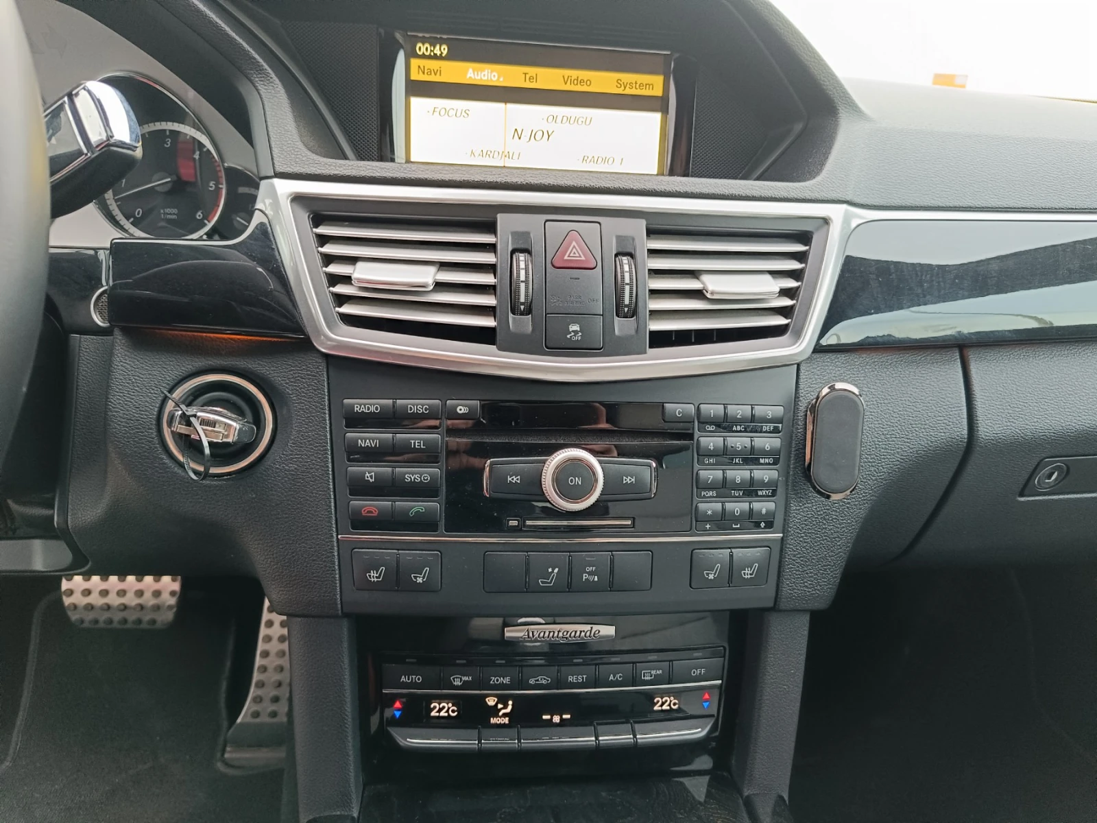 Mercedes-Benz E 350 | Mobile.bg — изображение 8
