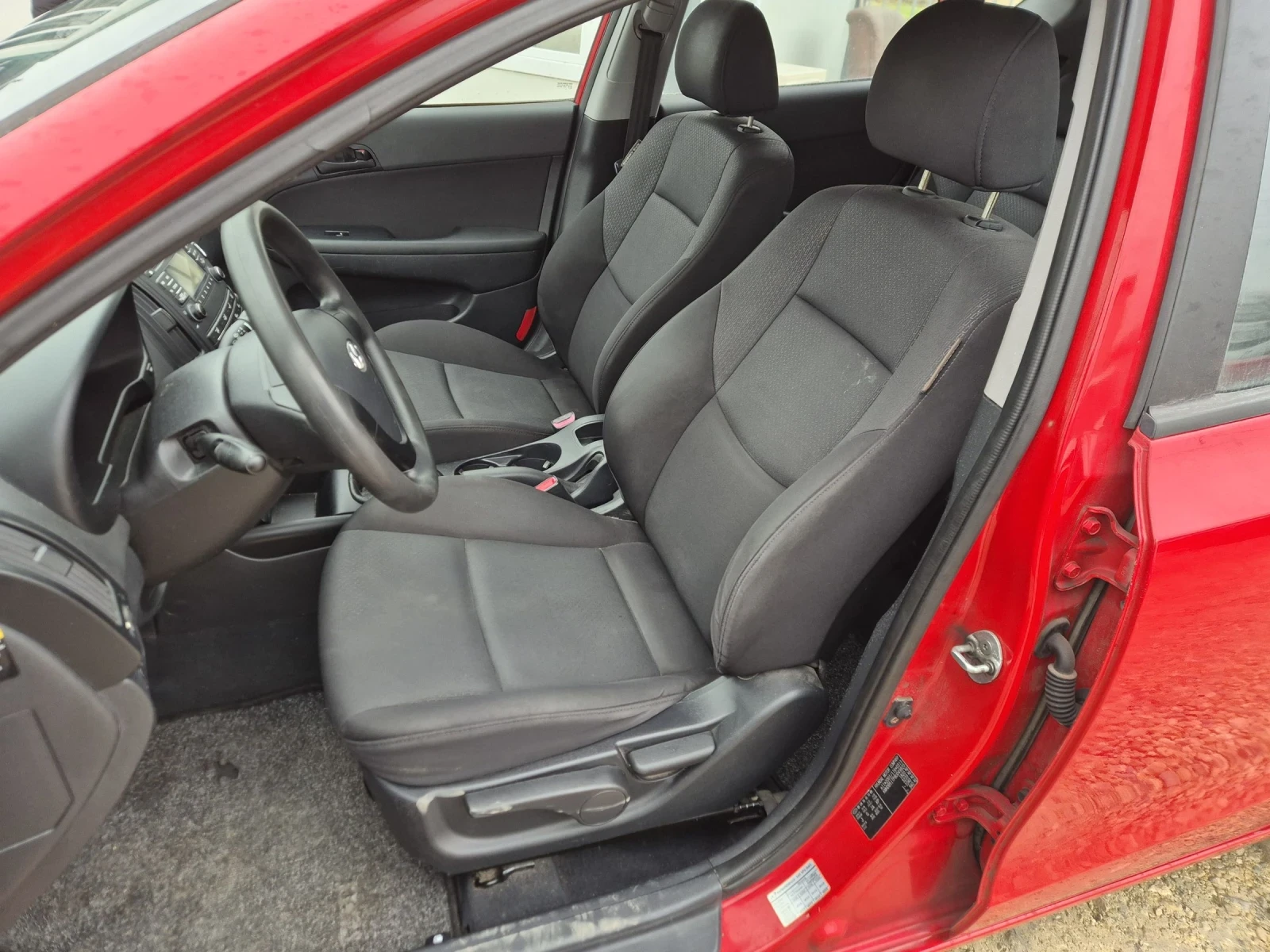 Hyundai I30 1.6CRDI EURO 4 - изображение 9