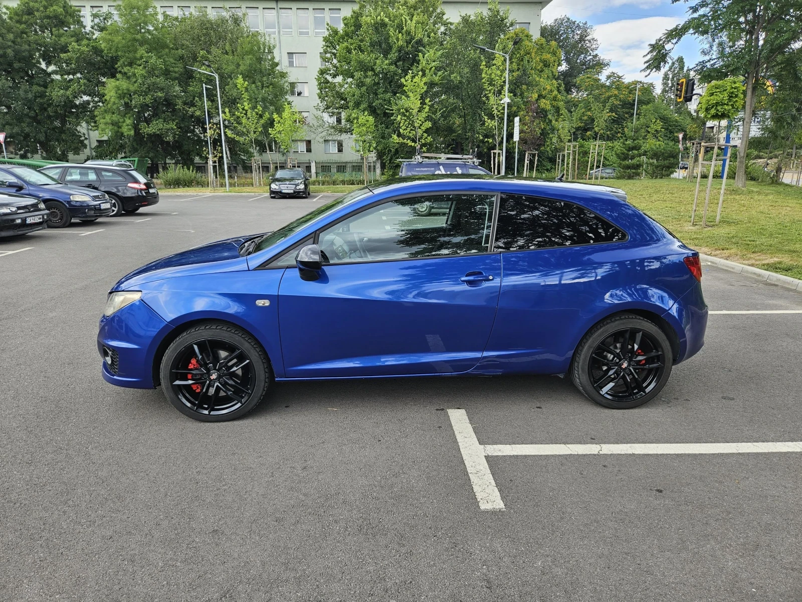 Seat Ibiza, снимка 8 - Автомобили и джипове - 54335565