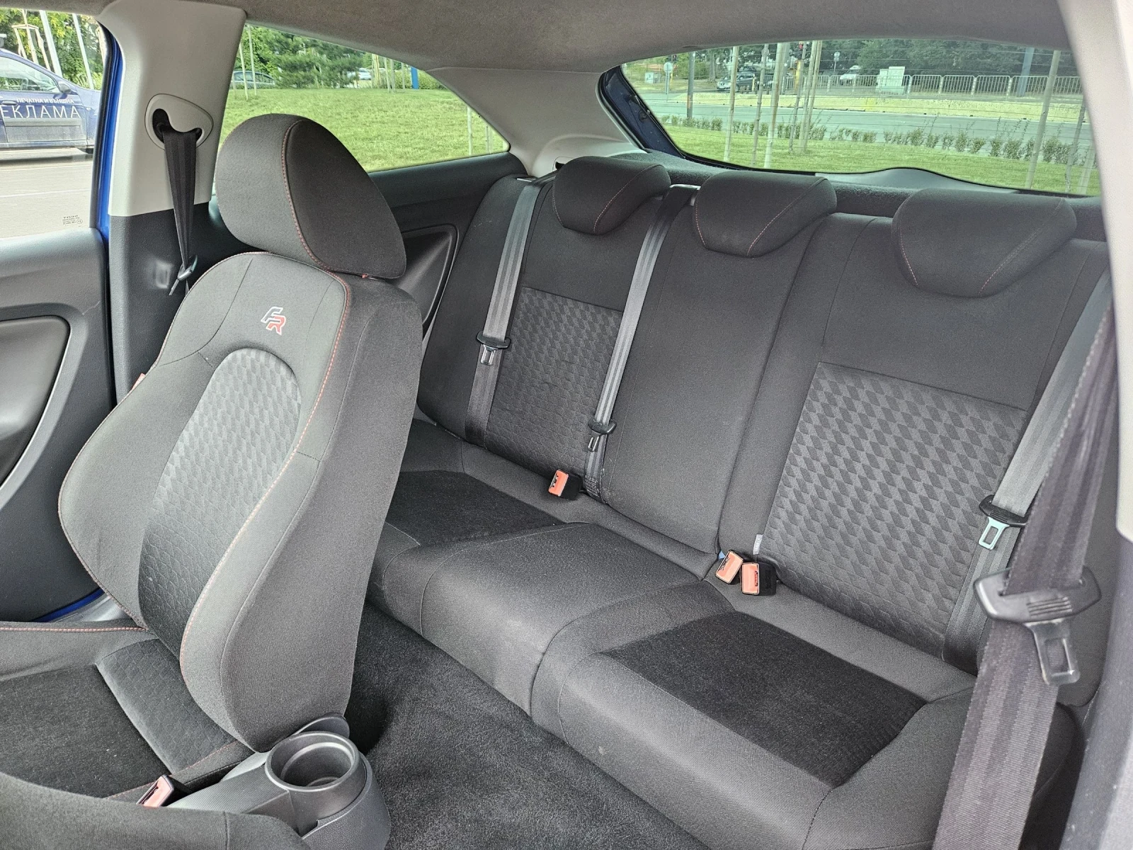Seat Ibiza, снимка 9 - Автомобили и джипове - 54335565