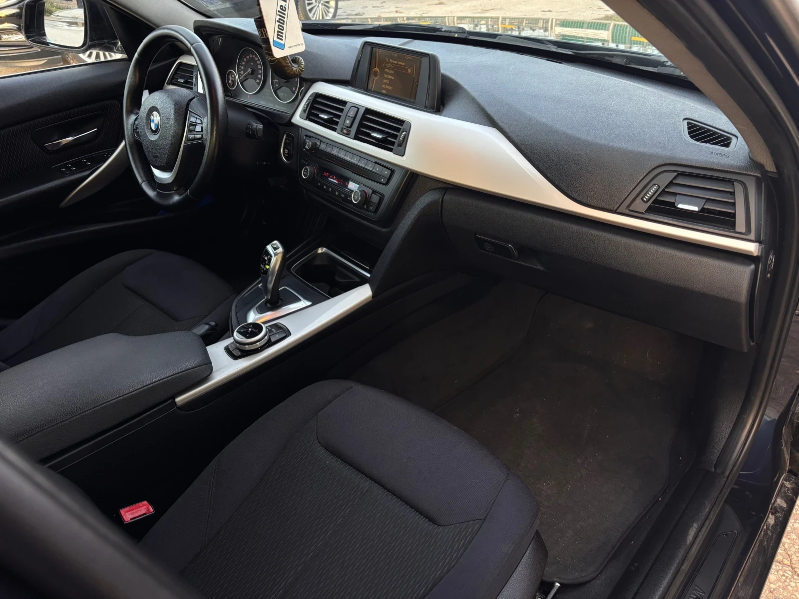 BMW 320 1.6d automatic, снимка 10 - Автомобили и джипове - 53433483