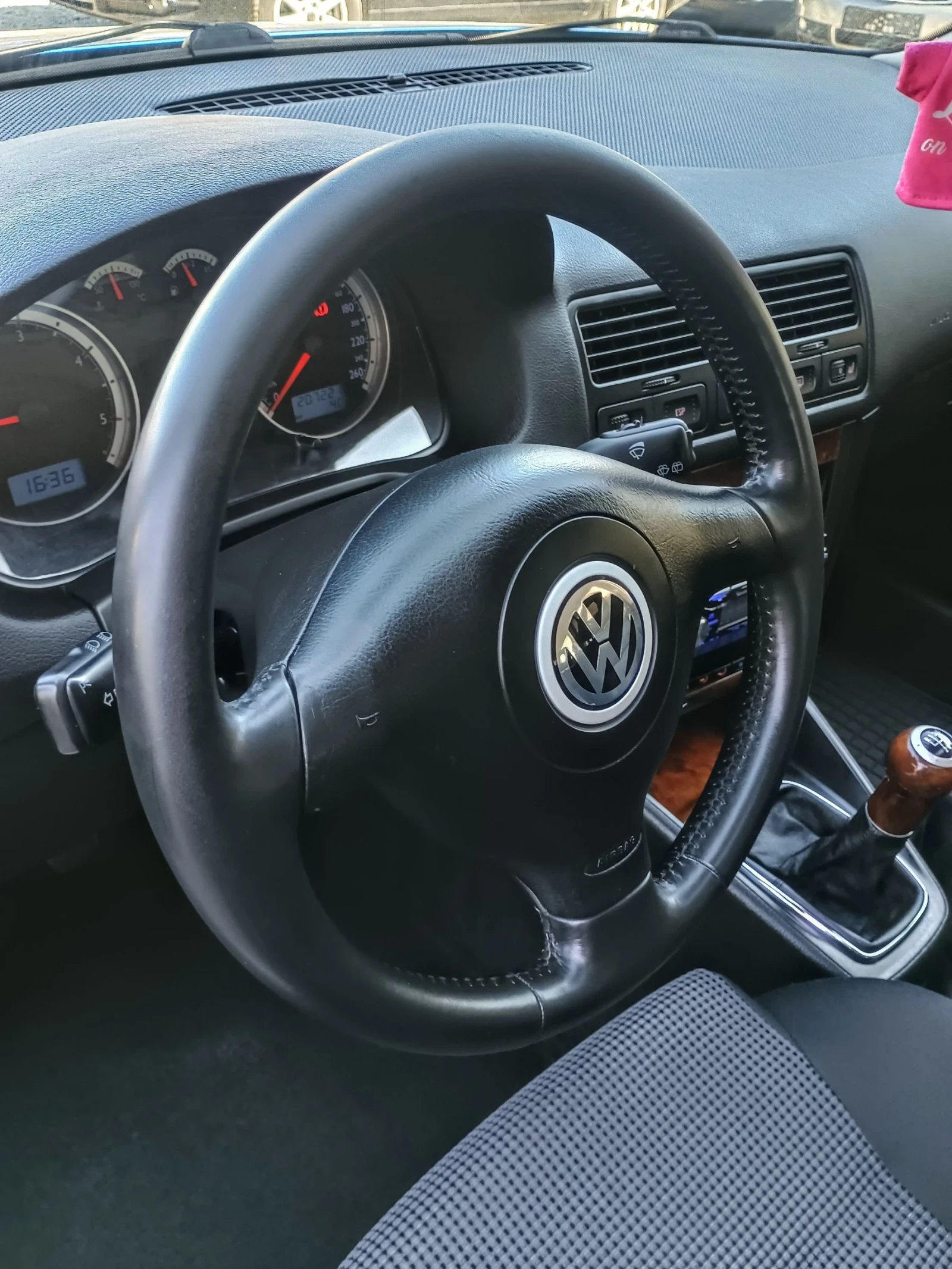VW Golf * 1.9TDI 4X4 * HIGHLINE * XENON * ЕЛ.СЕДАЛКИ * , снимка 16 - Автомобили и джипове - 53837936