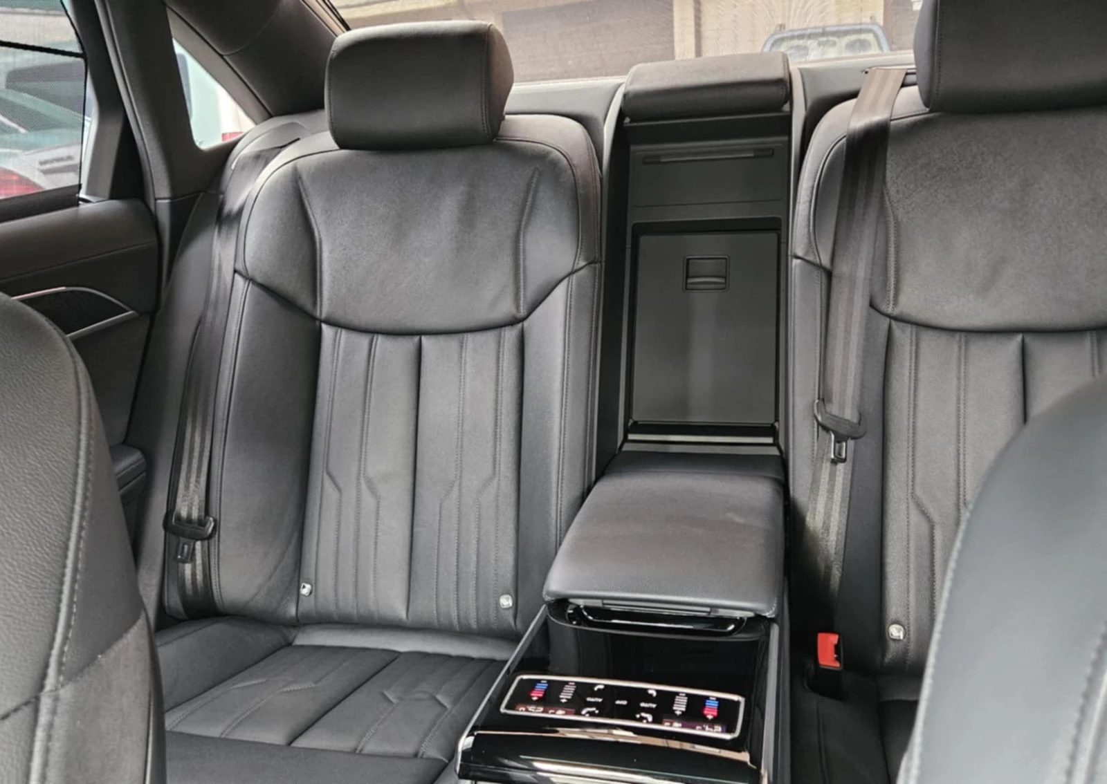 Audi A8 ПЕЧКА 33 000км ГАРАНЦИЯ ДО 2028г., снимка 6 - Автомобили и джипове - 54071584